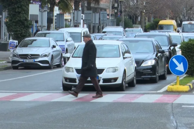 Në Shkodër shtohen kontrollet dhe aplikimi i gjobave për parkimet…