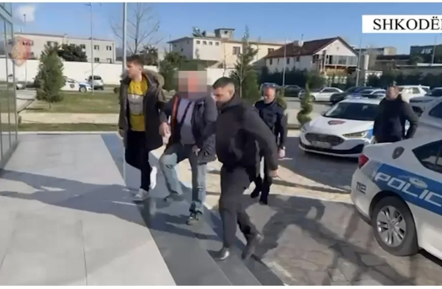 VIDEO-EMRI/ Policia e Shkodres arreston autorin e plagosjes së këngëtarit…