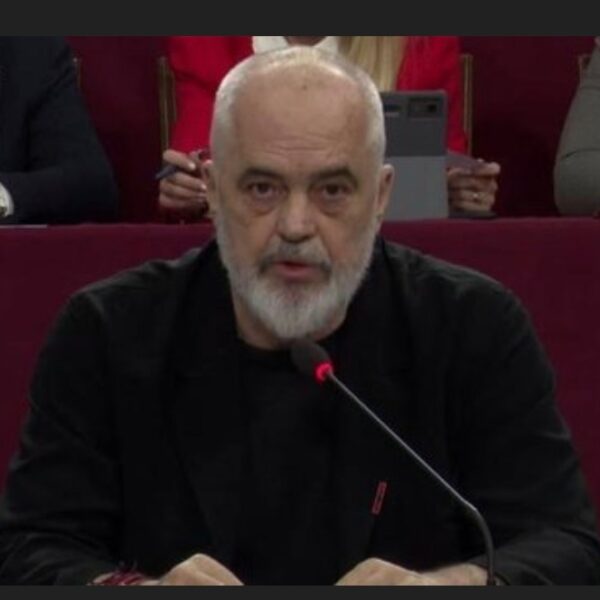 Rama në mbledhje me grupin e PS, zbardhet&hellip;