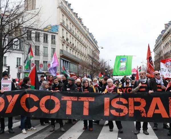 Raport: Izraeli është bërë shteti më i bojkotuar&hellip;