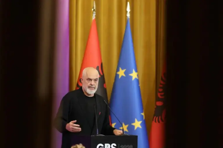 Rama: Protestat e ngadalësuan rritjen e turizmit në Shqipëri gjatë muajit qershor…
