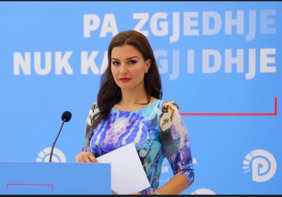 Partia Demokratike kërkon shpalljen “non grata” dhe paditjen e ministres serbe, Snezhana Paunoviç…